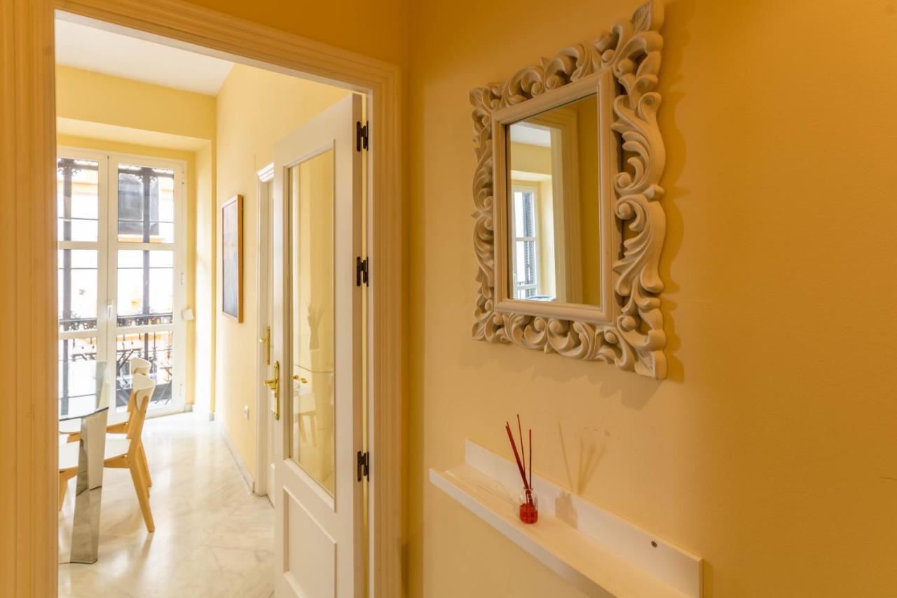 Apartamento Dux Veragua Centro Sevilla Luaran gambar