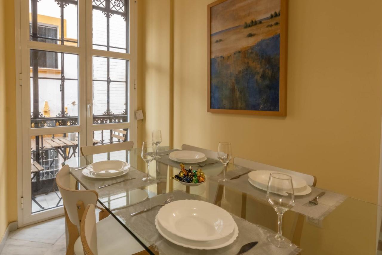 Apartamento Dux Veragua Centro Sevilla Luaran gambar