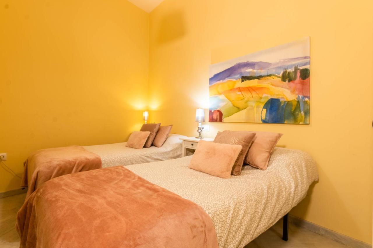 Apartamento Dux Veragua Centro Sevilla Luaran gambar